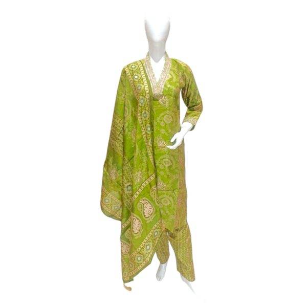 Green Embroidered Salwar Suit with Traditional Patterned Dupatta – Ethnic Wear