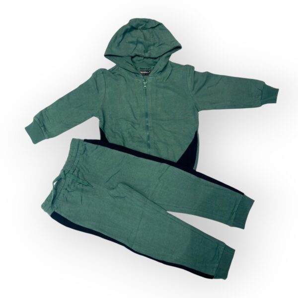Kids' Green Hoodie and Jogger Set - Stylish and Comfy Casual Wear
