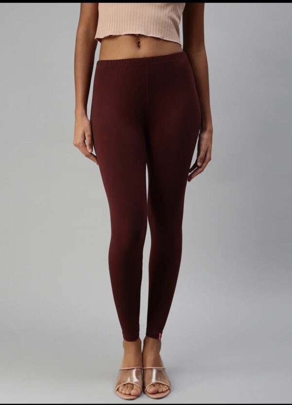 Women’s chocolate prisma Ankle Leggings