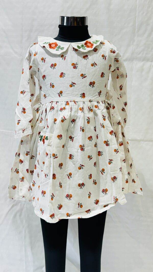 OKAIDI White frock apple print with pocket