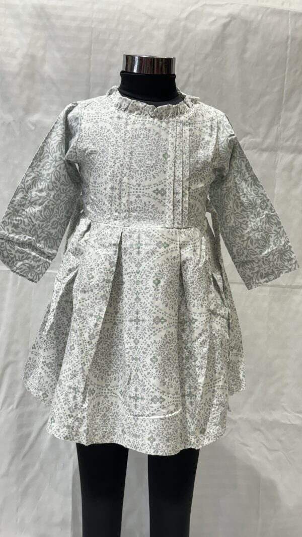 OKAIDI Off white gray flower printed frock with cap