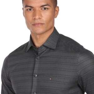 Tommy Hilfiger Men Grey Horizontal Stripe Dobby Weave Cotton Formal Shirt