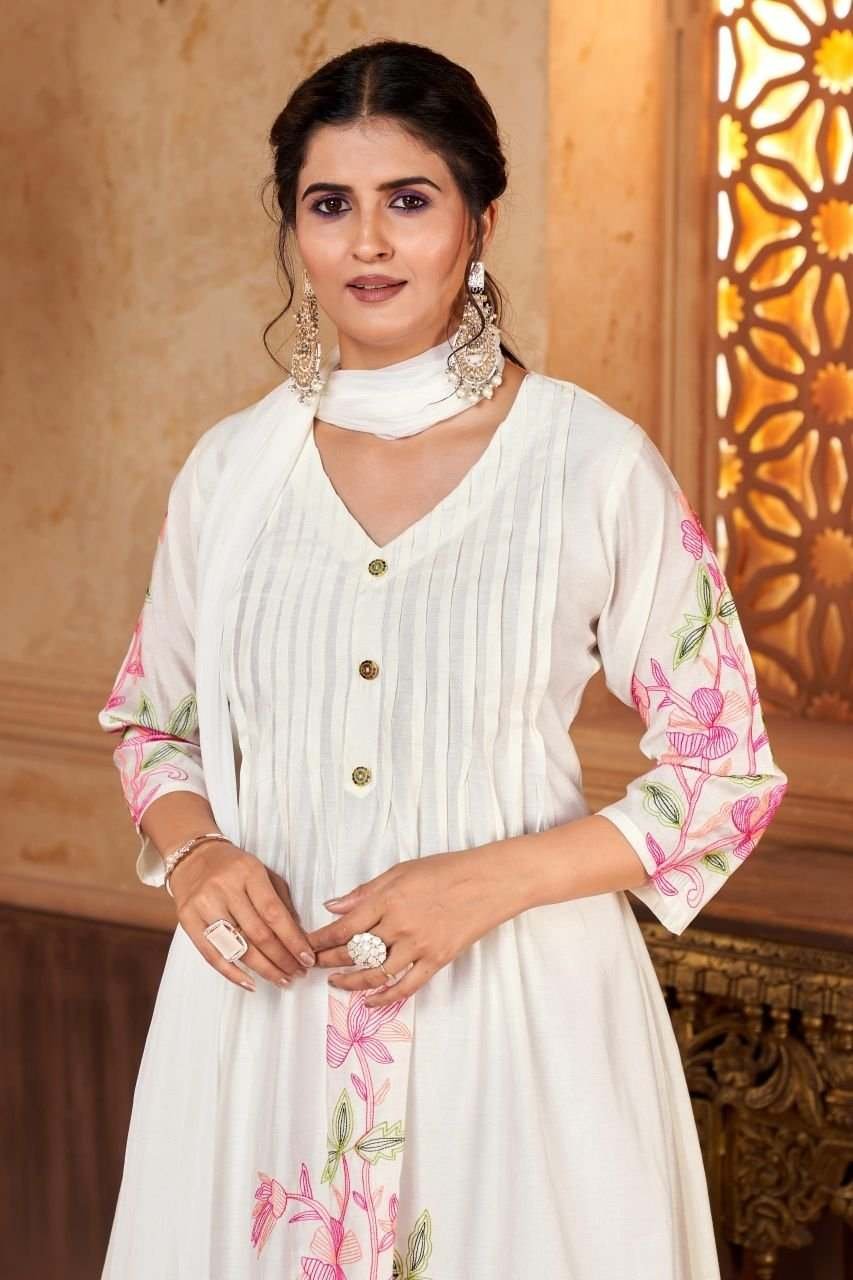 Anarkali Kurta Set - Image 3