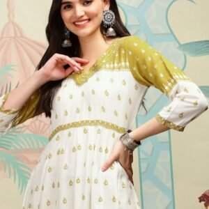 Green & White Printed Kurta & Pants Set