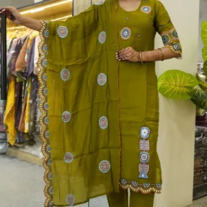 olive green kurta set