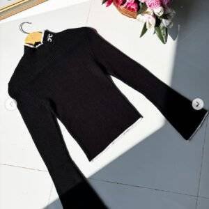 VIVA COUTURE black ribbed knit top